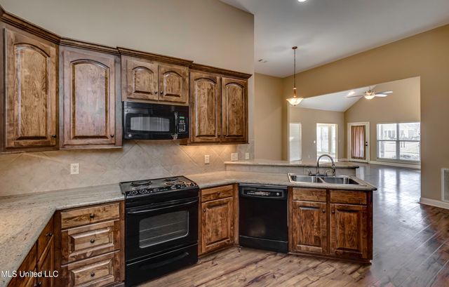 930 Sweetwater Cove, Pearl, MS 39208