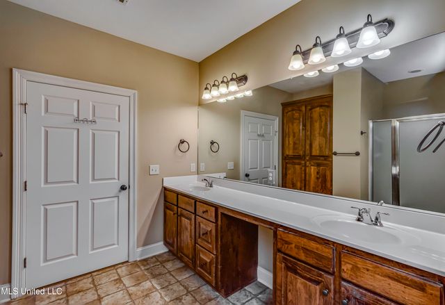 930 Sweetwater Cove, Pearl, MS 39208