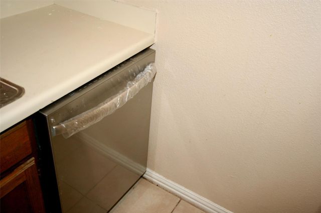 17401 Red Oak Drive 102, Houston, TX 77090