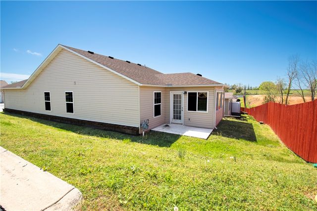 1615 N Spring Road 23, Harrison, AR 72601