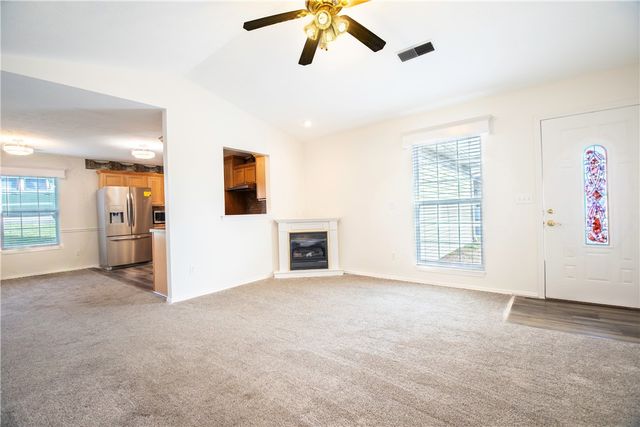 1615 N Spring Road 23, Harrison, AR 72601