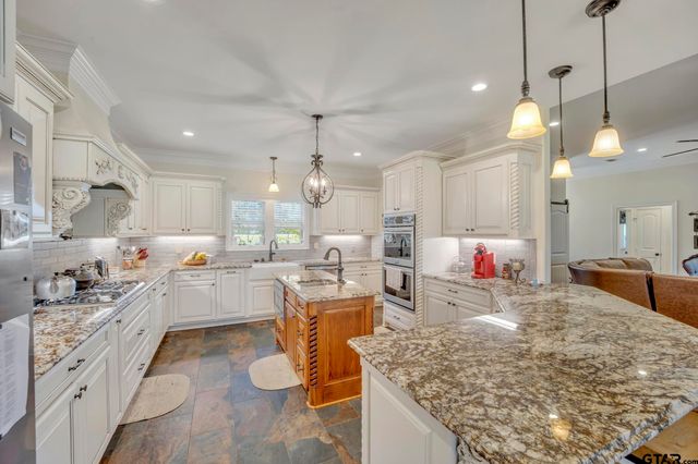 17820 FM 2015, Tyler, TX 75706