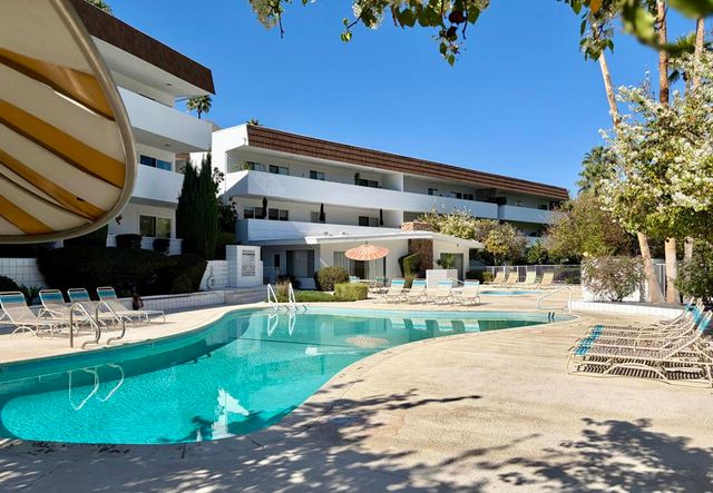 2301 S Skyview Drive 2, Palm Springs, CA 92264