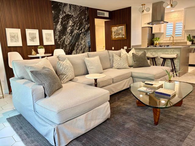 2301 S Skyview Drive 2, Palm Springs, CA 92264