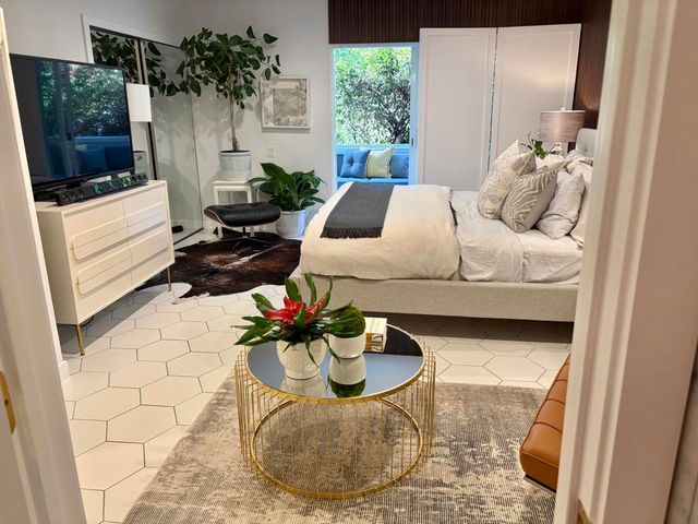 2301 S Skyview Drive 2, Palm Springs, CA 92264