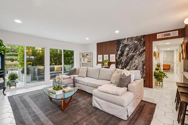 2301 S Skyview Drive 2, Palm Springs, CA 92264