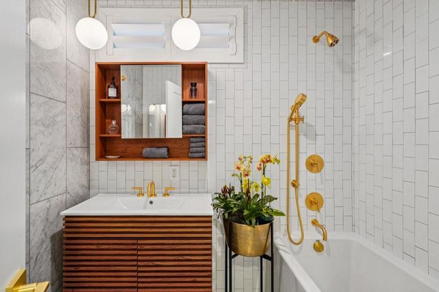 2301 S Skyview Drive 2, Palm Springs, CA 92264