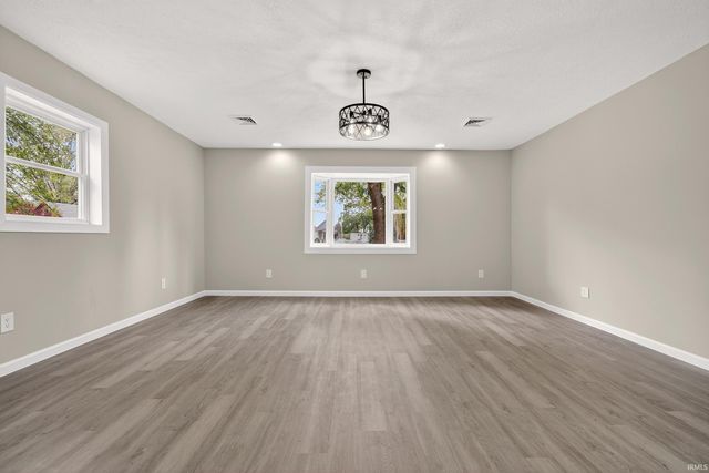 506 Howard Street, Logansport, IN 46947