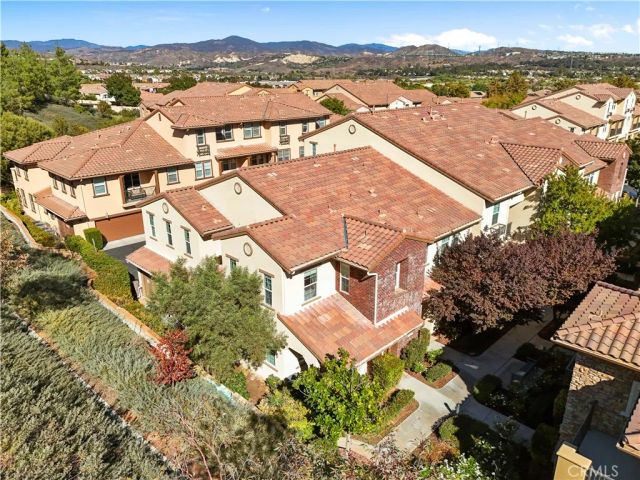 28555 Herrera Street, Valencia, CA 91354