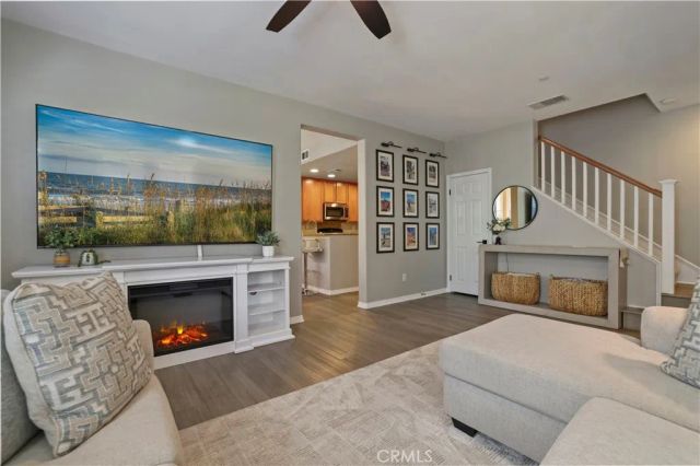 28555 Herrera Street, Valencia, CA 91354