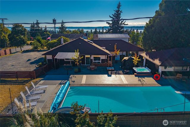 1636 S 260th Street, Des Moines, WA 98198