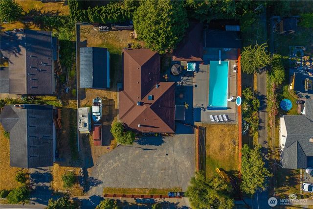 1636 S 260th Street, Des Moines, WA 98198