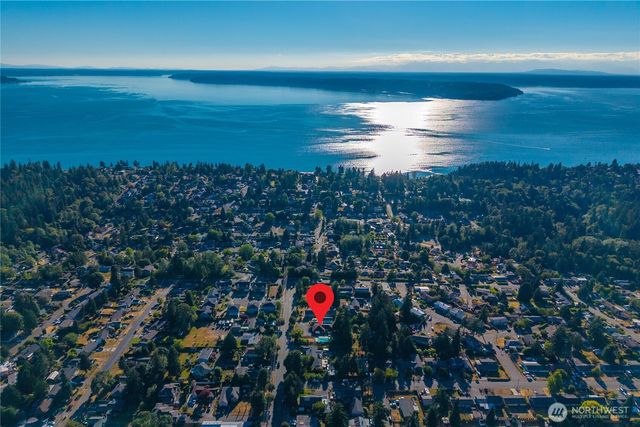 1636 S 260th Street, Des Moines, WA 98198