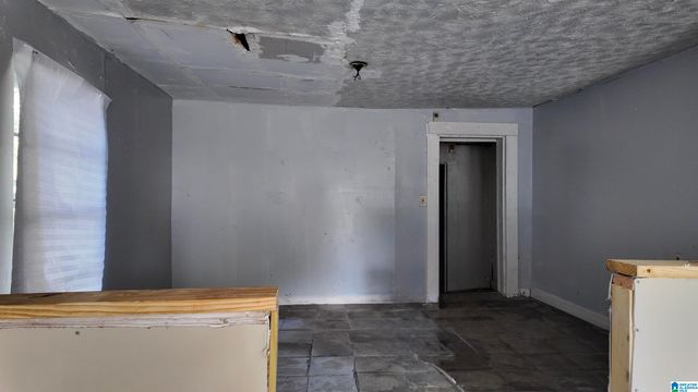 2208 MAYFIELD AVENUE SW, Birmingham, AL 35211
