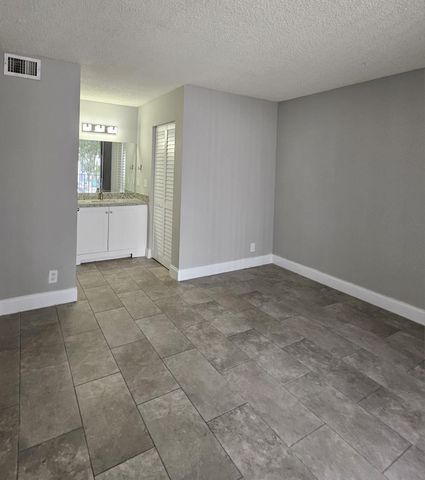 700 Executive Center Drive 23, West Palm Beach, FL 33401
