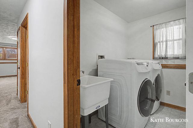 519 Macomb Avenue NW, Grand Rapids, MI 49534