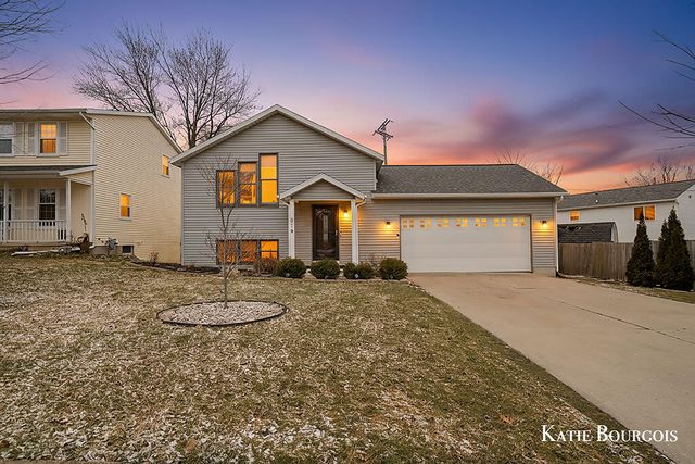 519 Macomb Avenue NW, Grand Rapids, MI 49534