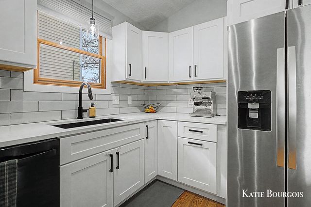 519 Macomb Avenue NW, Grand Rapids, MI 49534