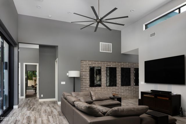 4343 E MARION Way, Phoenix, AZ 85018