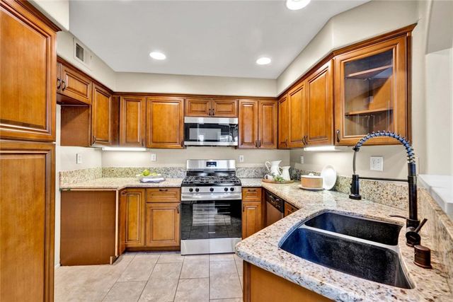 7824 E Horizon View, Anaheim Hills, CA 92808