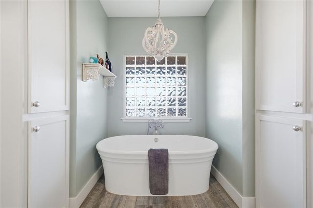 11515 W Little Lane, Mustang, OK 73064