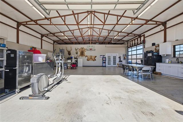 11515 W Little Lane, Mustang, OK 73064