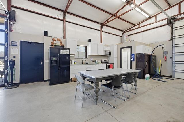 11515 W Little Lane, Mustang, OK 73064