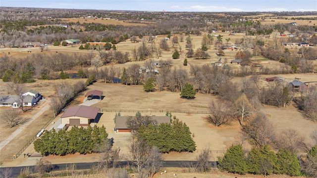 11515 W Little Lane, Mustang, OK 73064