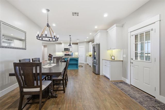 11515 W Little Lane, Mustang, OK 73064