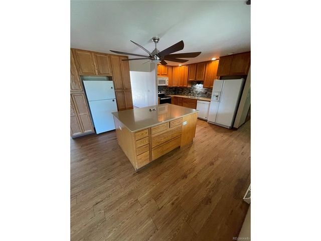 802 S 11th Ave, Brighton, CO 80601