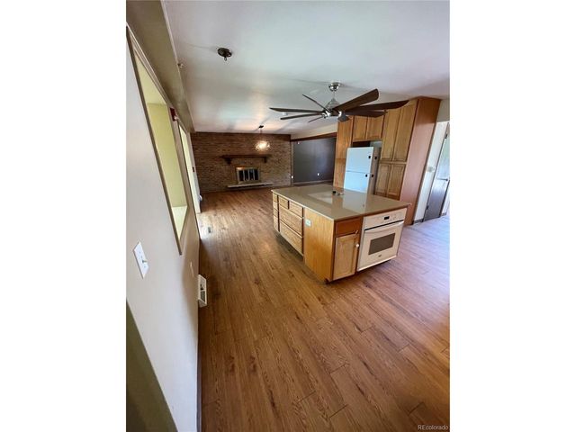 802 S 11th Ave, Brighton, CO 80601