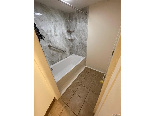 802 S 11th Ave, Brighton, CO 80601