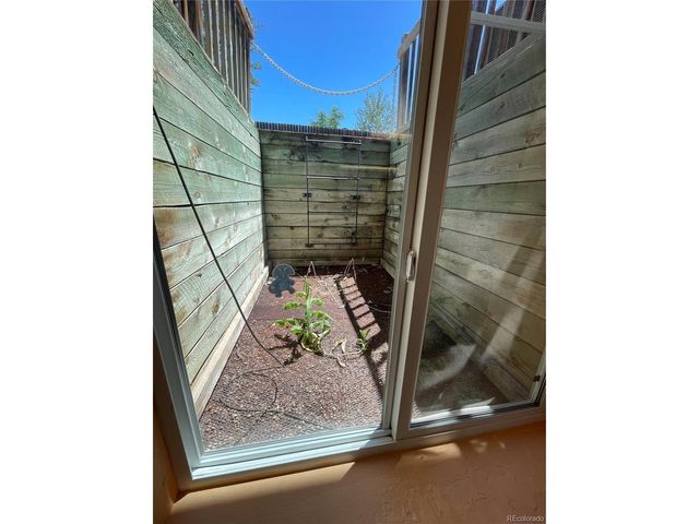 802 S 11th Ave, Brighton, CO 80601
