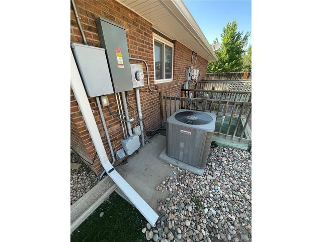 802 S 11th Ave, Brighton, CO 80601