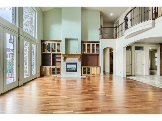 14815 Se DONLEY Ln, Happy Valley, OR 97086