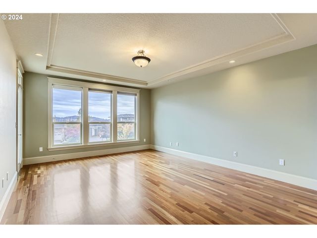 14815 Se DONLEY Ln, Happy Valley, OR 97086