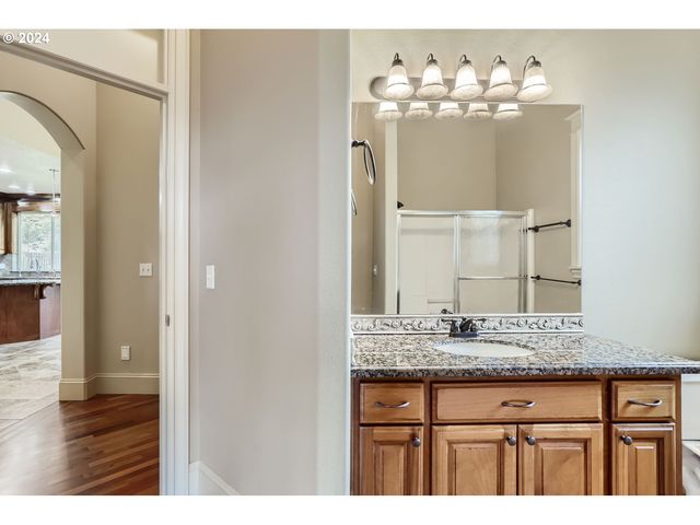 14815 Se DONLEY Ln, Happy Valley, OR 97086