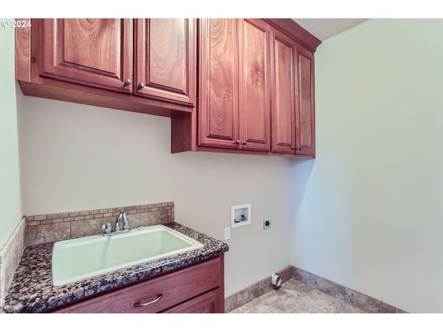 14815 Se DONLEY Ln, Happy Valley, OR 97086