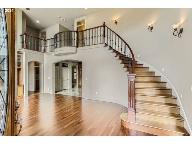 14815 Se DONLEY Ln, Happy Valley, OR 97086