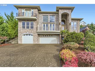 14815 Se DONLEY Ln, Happy Valley, OR 97086