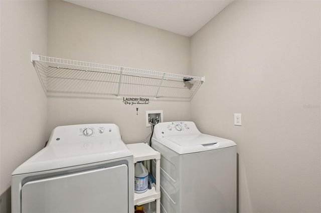 15461 BROAD BRUSH DRIVE, Sun City Center, FL 33573