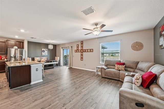 15461 BROAD BRUSH DRIVE, Sun City Center, FL 33573