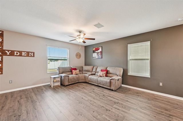 15461 BROAD BRUSH DRIVE, Sun City Center, FL 33573