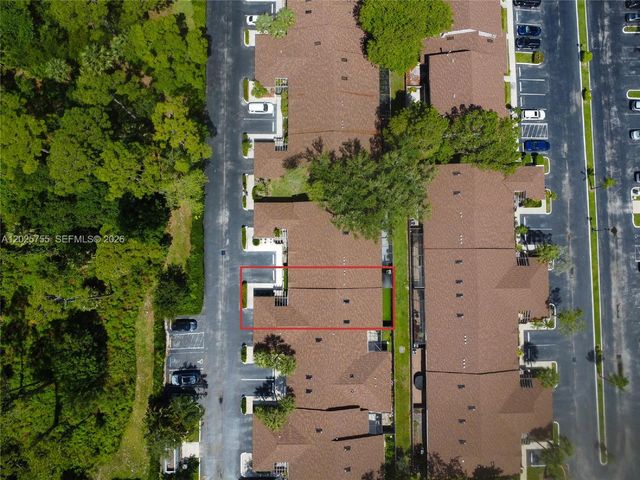 7560 NW 79th Avenue V2, Tamarac, FL 33321