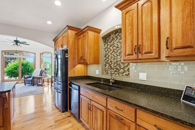 180 Monastery Hill DRIVE, Oconomowoc, WI 53066