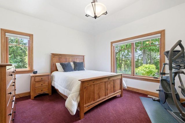 180 Monastery Hill DRIVE, Oconomowoc, WI 53066