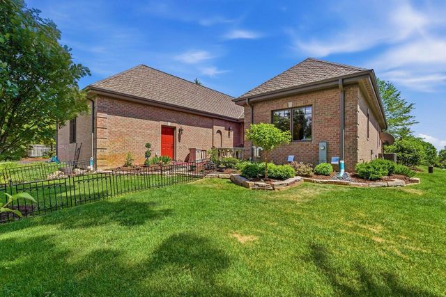 180 Monastery Hill DRIVE, Oconomowoc, WI 53066