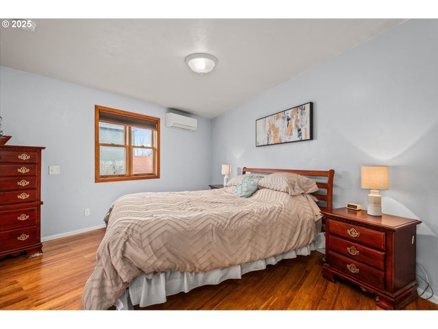 91033 WATER St, Coburg, OR 97408