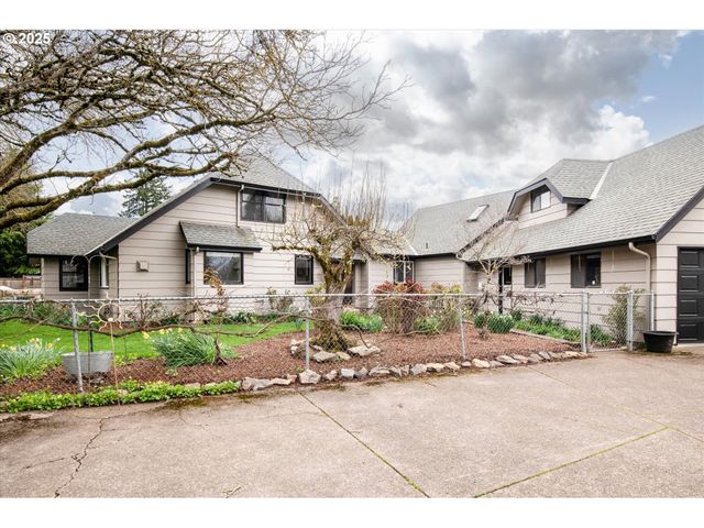 91033 WATER St, Coburg, OR 97408