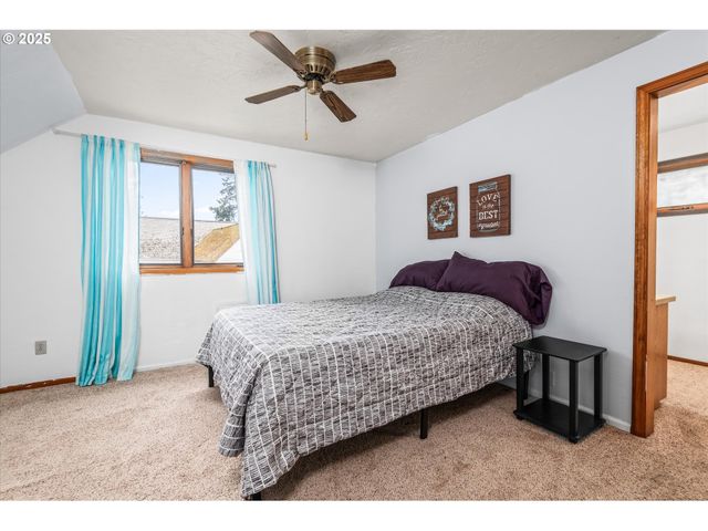 91033 WATER St, Coburg, OR 97408